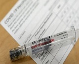 신규 코로나 백신 접종률 '심각하게 낮은 수준'