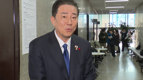 �������� "�躴�� ��Ȥ ���̴µ� å�� ����...�ǿ��� �����ؾ�"