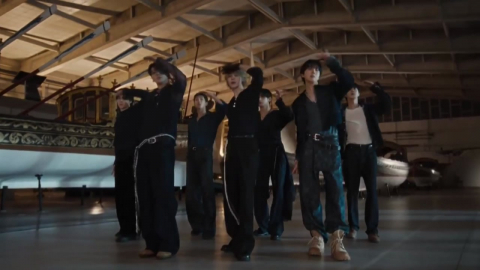 BTS, ���� ���� 1��...ȫ������ '���� ǥ��' ����